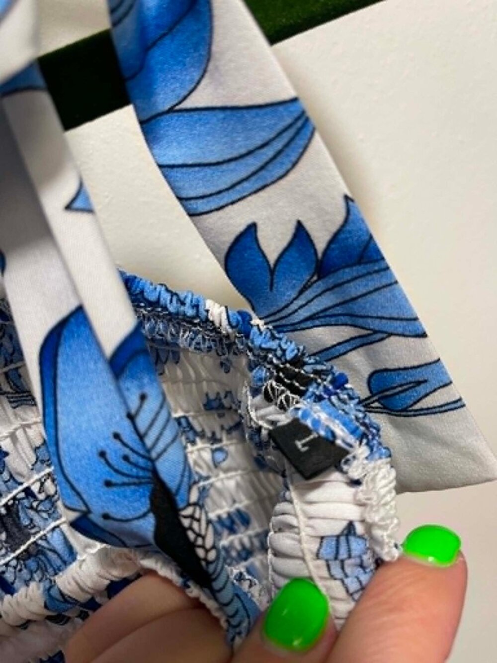 NWOT Sz L Blue and White Floral Smocked Maxi Dress - Picture 7 of 7